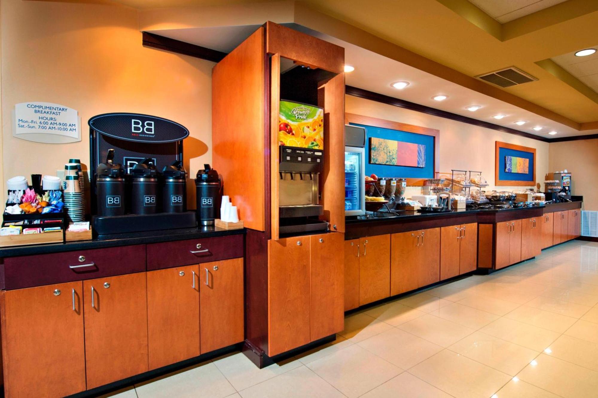 נורת' צ'רלסטון Fairfield Inn & Suites By Marriott Charleston Airport/Convention Center מראה חיצוני תמונה