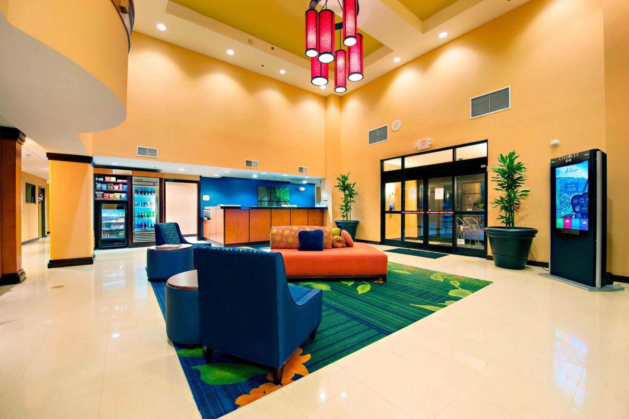 נורת' צ'רלסטון Fairfield Inn & Suites By Marriott Charleston Airport/Convention Center מראה חיצוני תמונה